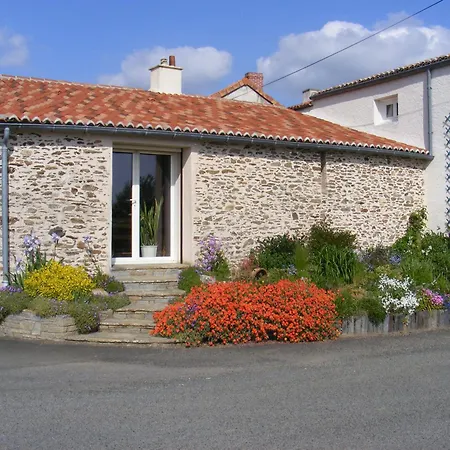 Bed & Breakfast Chambres D'hotes Vignes Et Loire Drain