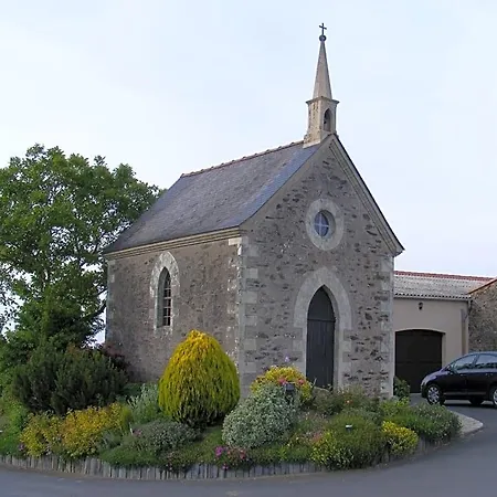 Chambres D'hotes Vignes Et Loire Bed & Breakfast Drain