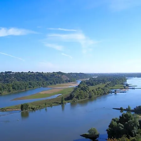 Chambres D'hotes Vignes Et Loire Bed & Breakfast Drain