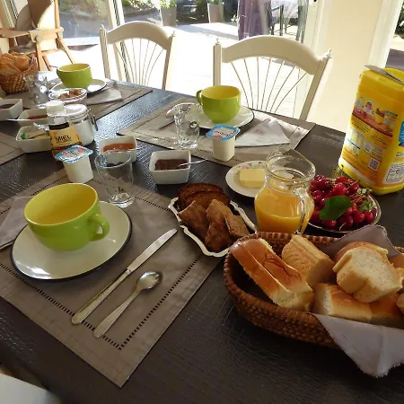Bed & Breakfast Chambres D'hotes Vignes Et Loire 3*